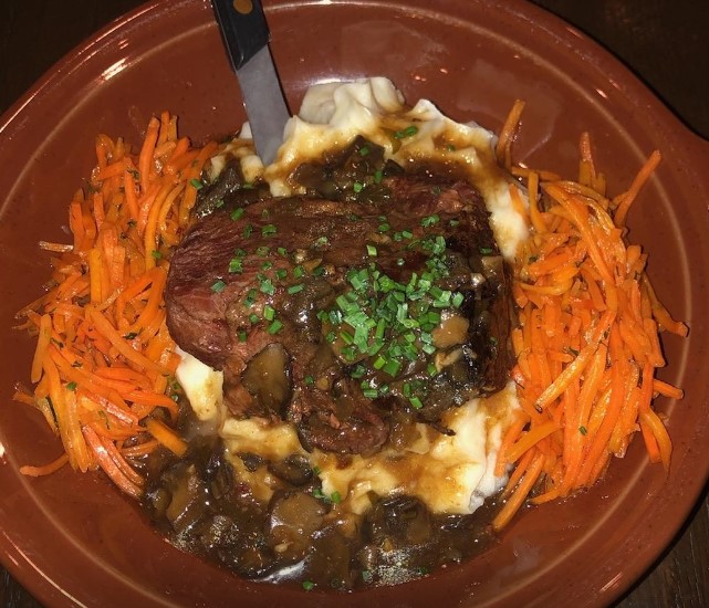 Braised Short Rib in Waukesha 